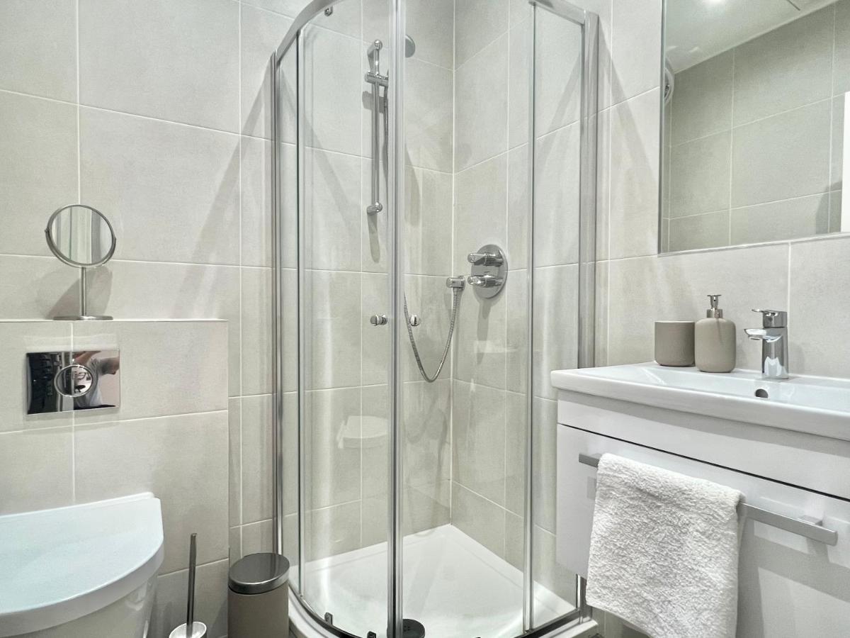 2 Bedroom Apartment In South Hampstead Londres Exterior foto